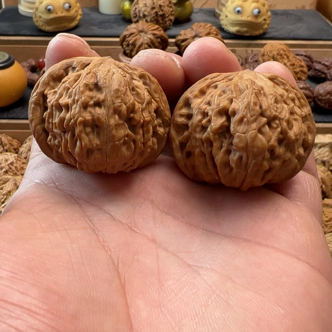 猴头核桃把件文玩核桃，闷尖正磨