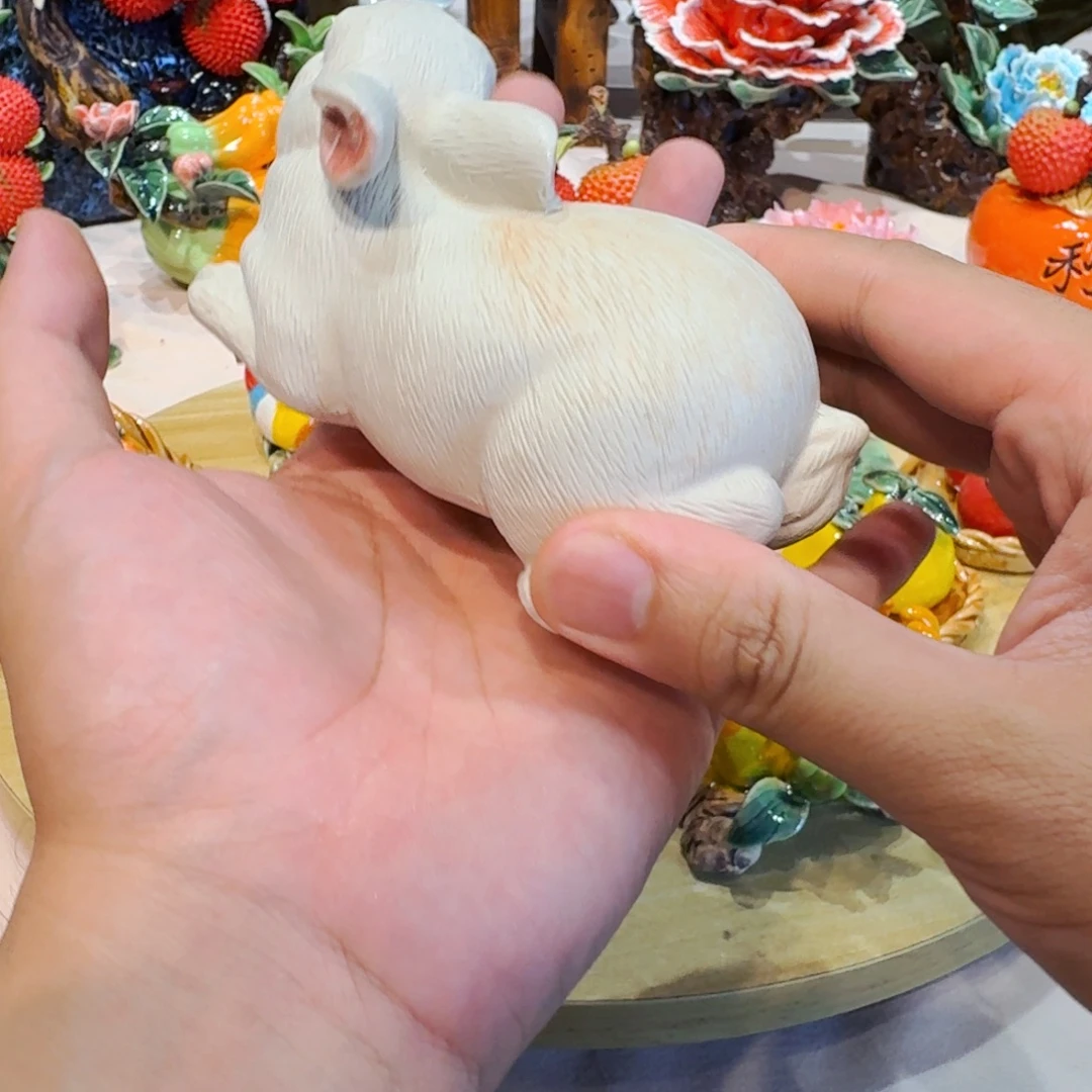 陶瓷小兔子摆件68米