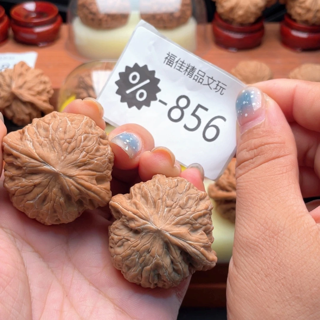 波***坎把件文玩核桃43毕业级铁锤妹妹