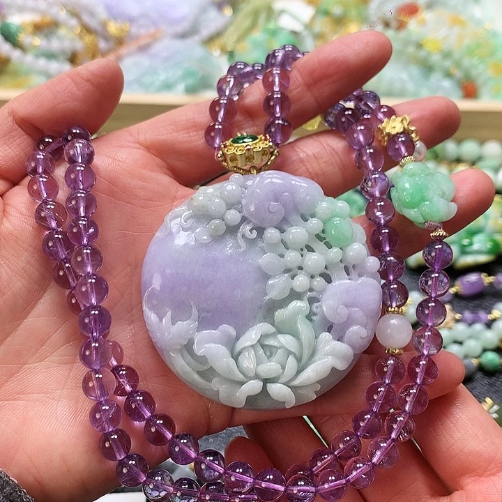 翡翠颈饰未镶嵌吊坠