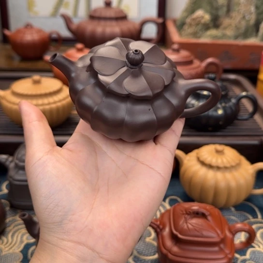 如***意茶壶紫砂明远菱花