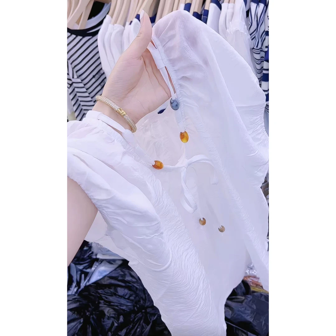 【现货】今年流行穿搭2025夏季新款系绳减龄显瘦休闲风短袖衬衫上衣