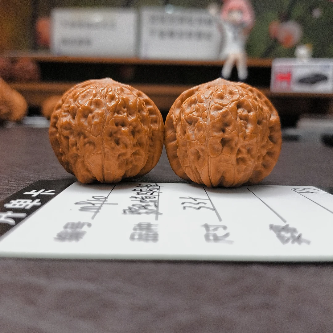 【文玩核桃】野生蜡皮虎胆33+（M910）
