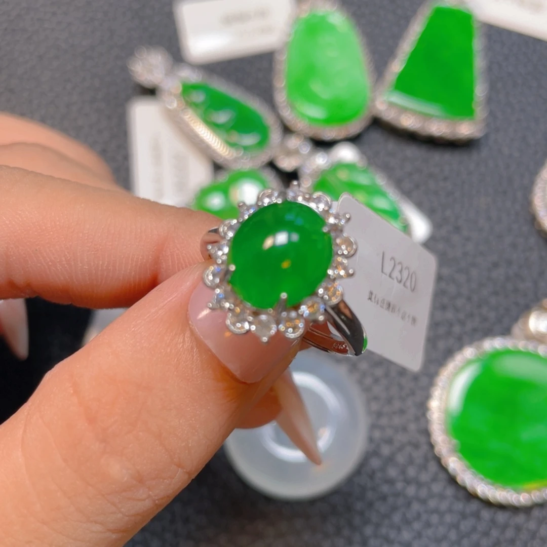 【闪购商品】翡翠银S925镶嵌颈饰翡翠