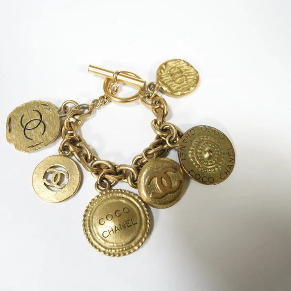 Chanel多元素吊坠手链