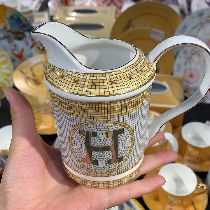 瓷片奶壶奶壶奶壶