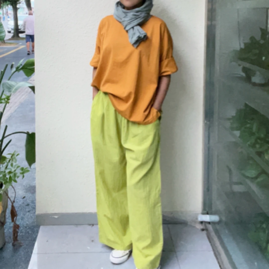 夏季短袖上衣配简约直筒裤 百搭大气