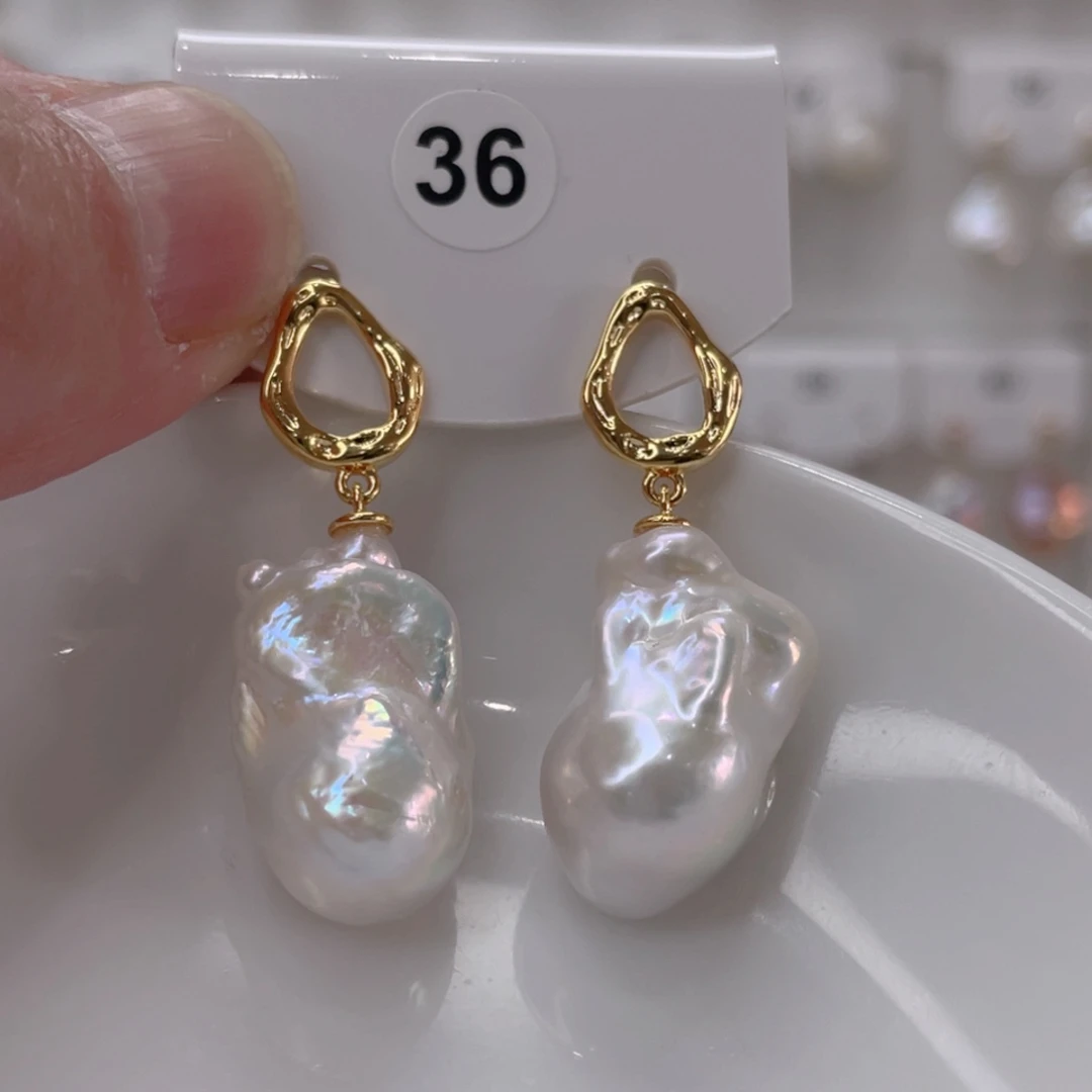 颈饰未镶嵌淡水珍珠