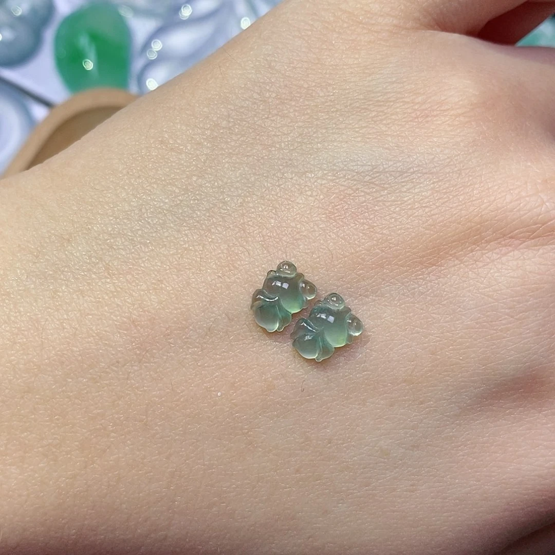 定制翡翠未镶嵌翡翠