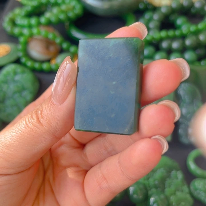 和田玉未镶嵌珠宝奇石