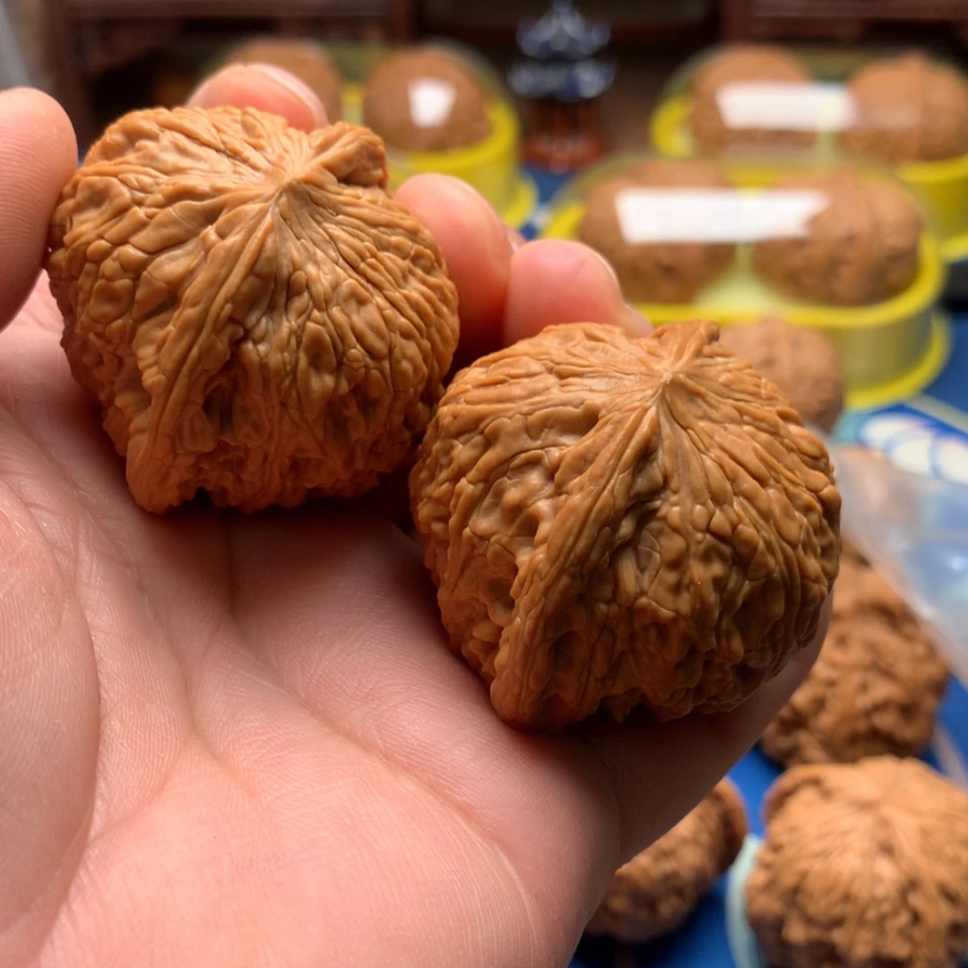 【闪购商品】文玩核桃吊坠转****奥泥鳅42