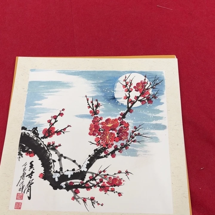 国画花鸟等图案为主的