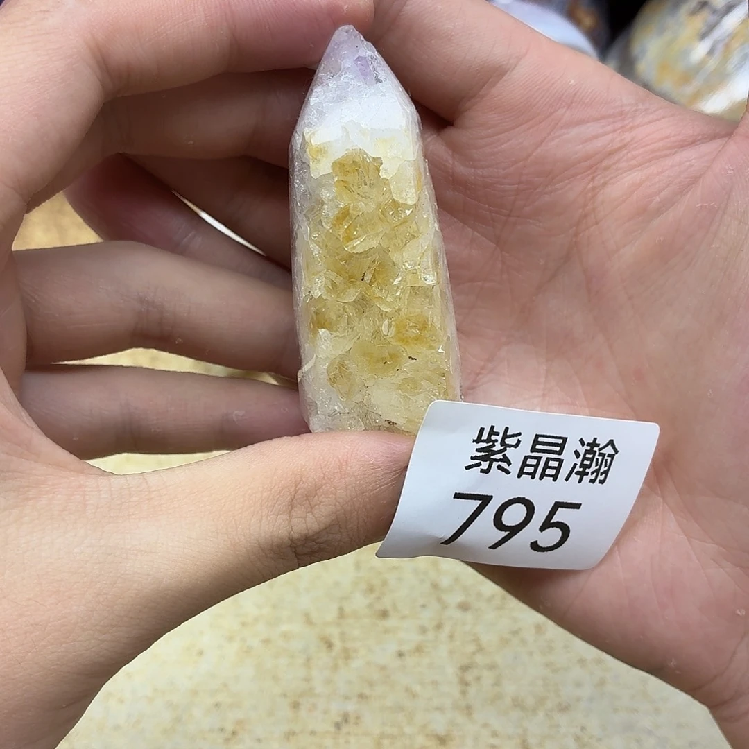 未镶嵌水晶大型摆件（非配饰）