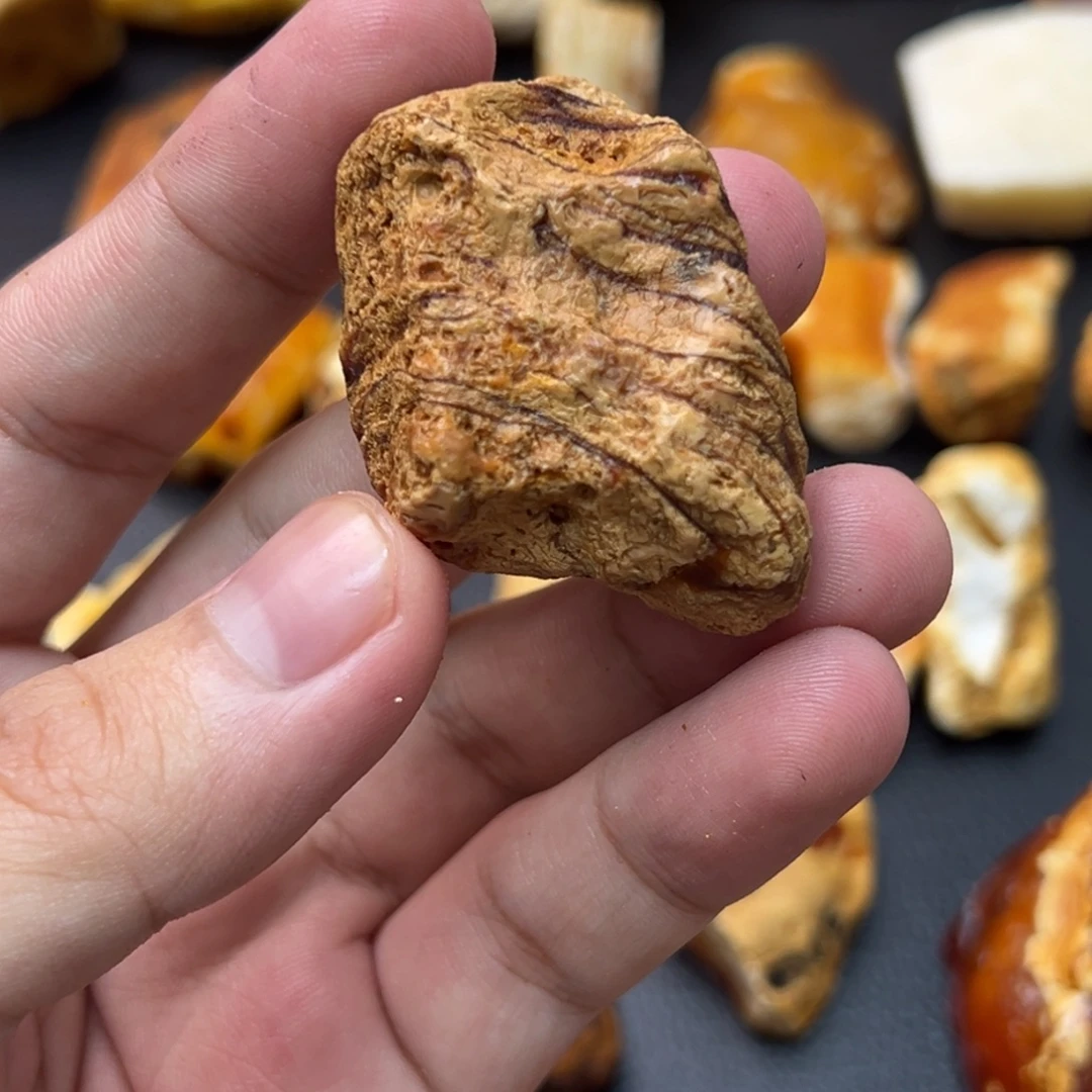 及***高定制琥珀未镶嵌蜜蜡