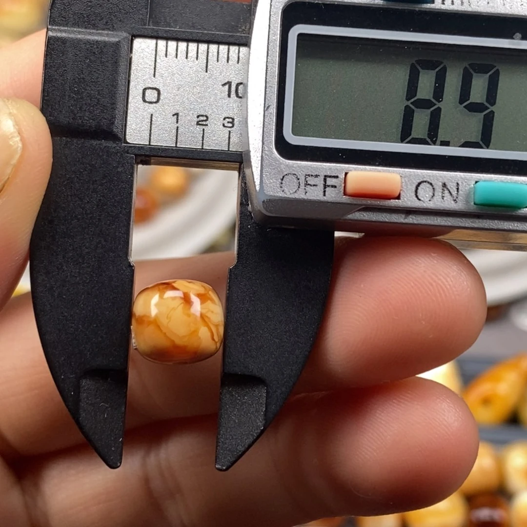 裸石琥珀未镶嵌老型