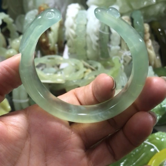 岫玉未镶嵌吊坠52