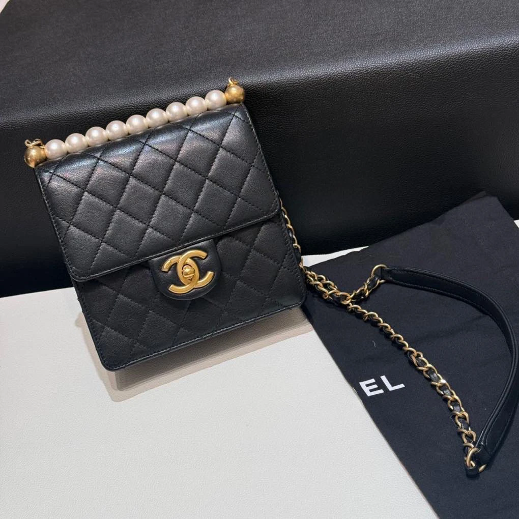 95新 Chanel/香奈儿 黑金珍珠链条小方包 29开