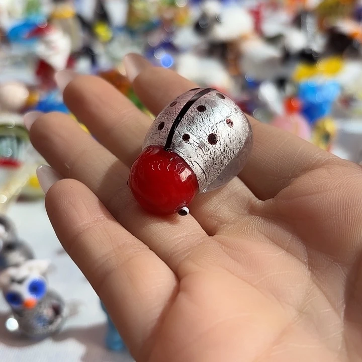 阳***烂琉璃手工艺品微瑕