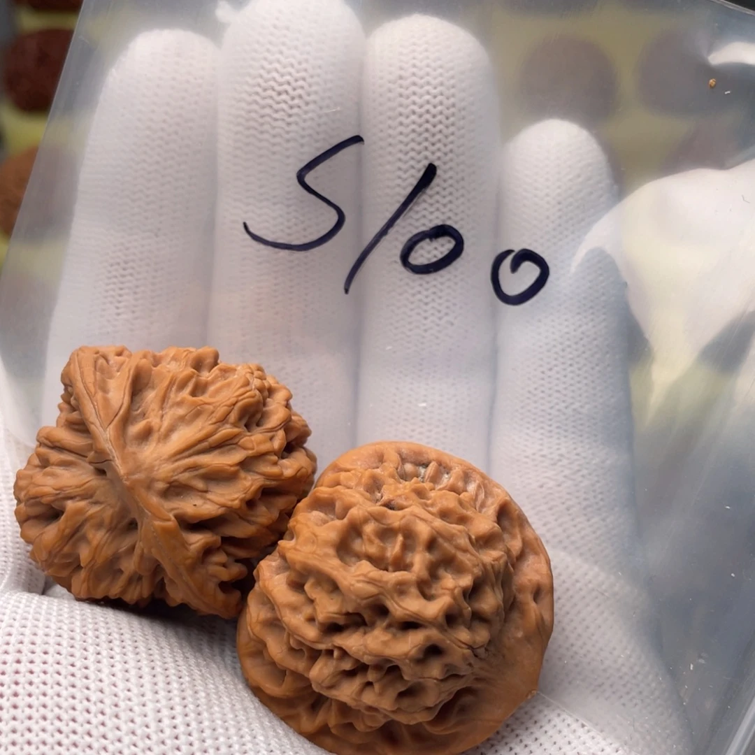 文玩核桃把件秦闷全品37.5