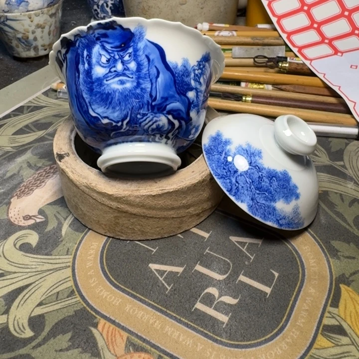 清***叟小雨山堂青花瓷杯