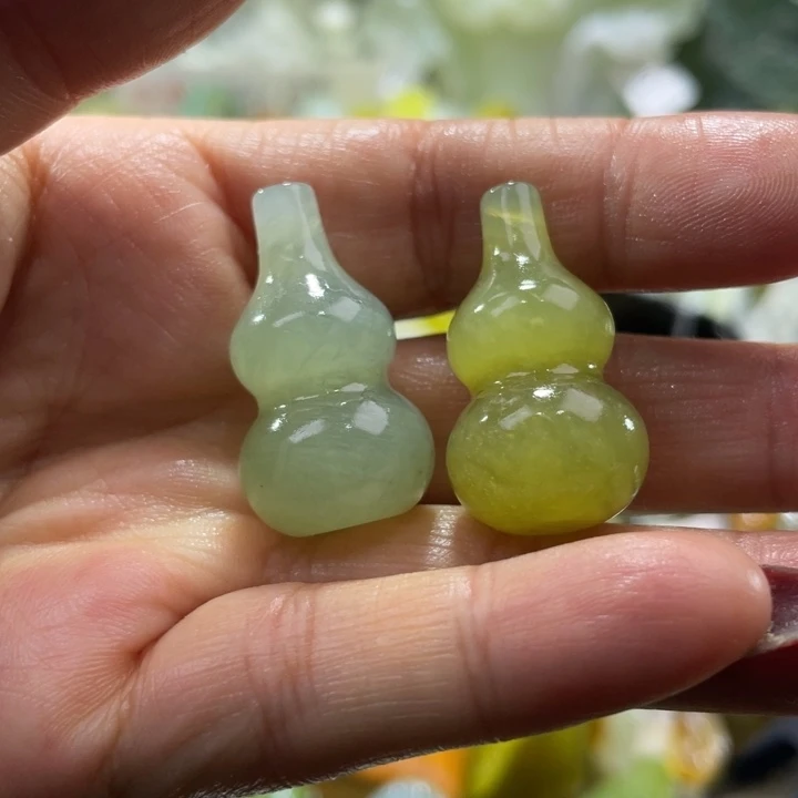 岫玉未镶嵌吊坠吊坠