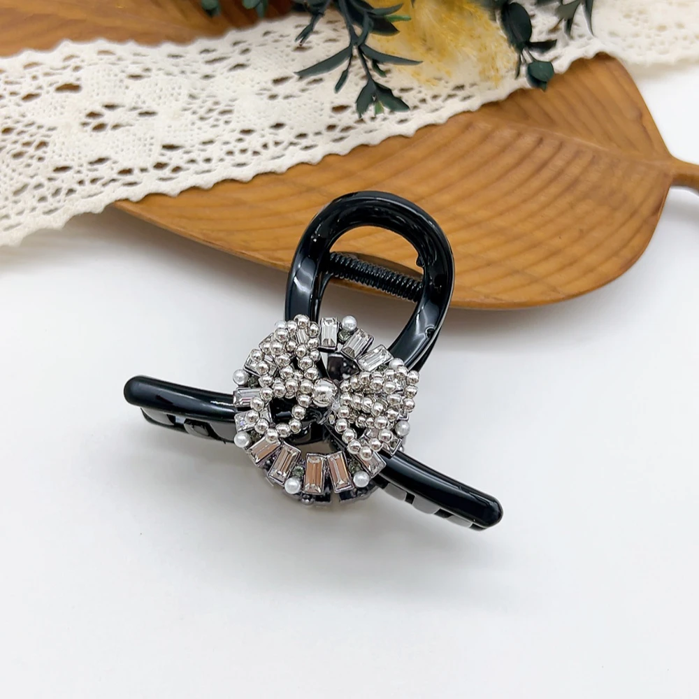 02967 好啊商店 带钻又字抓夹 长度8cm左右