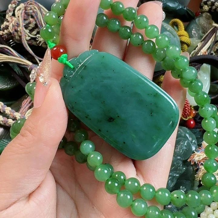 和田玉挂件未镶嵌