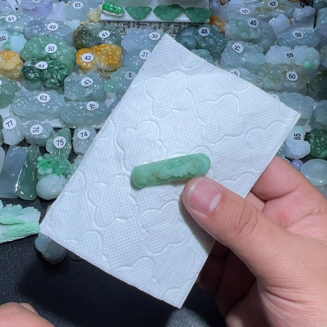 定制翡翠未镶嵌天然