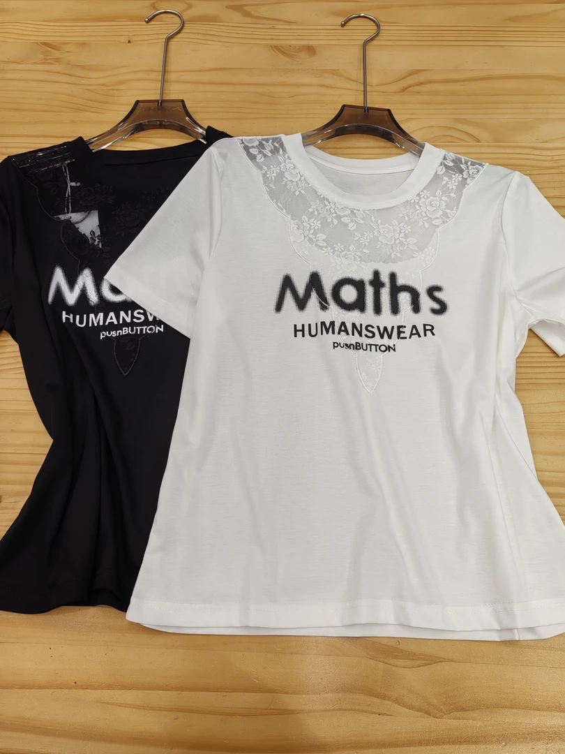 金姐推荐新款时尚显瘦中间英文蕾丝上衣6617