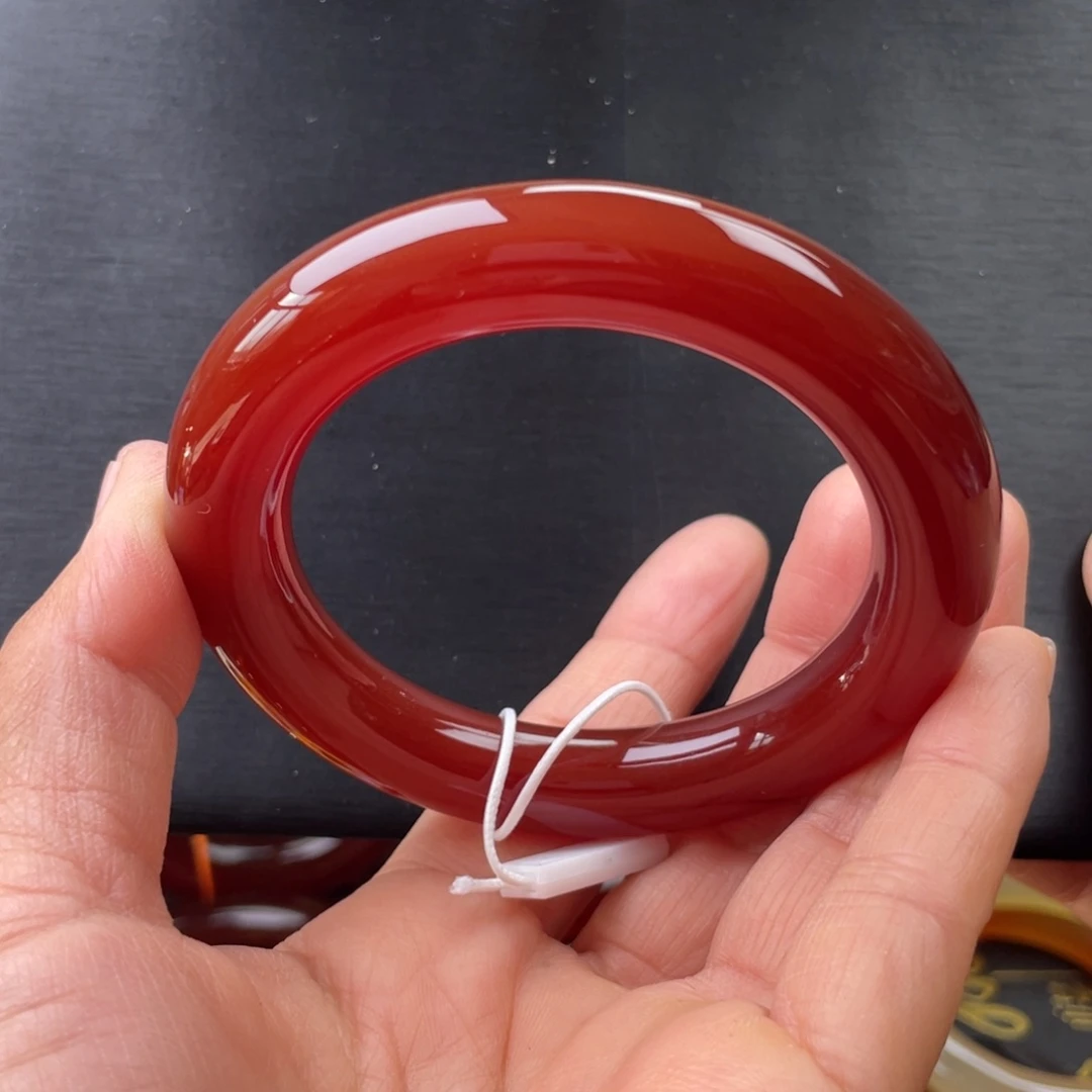 玛瑙/玉髓未镶嵌手镯57圈