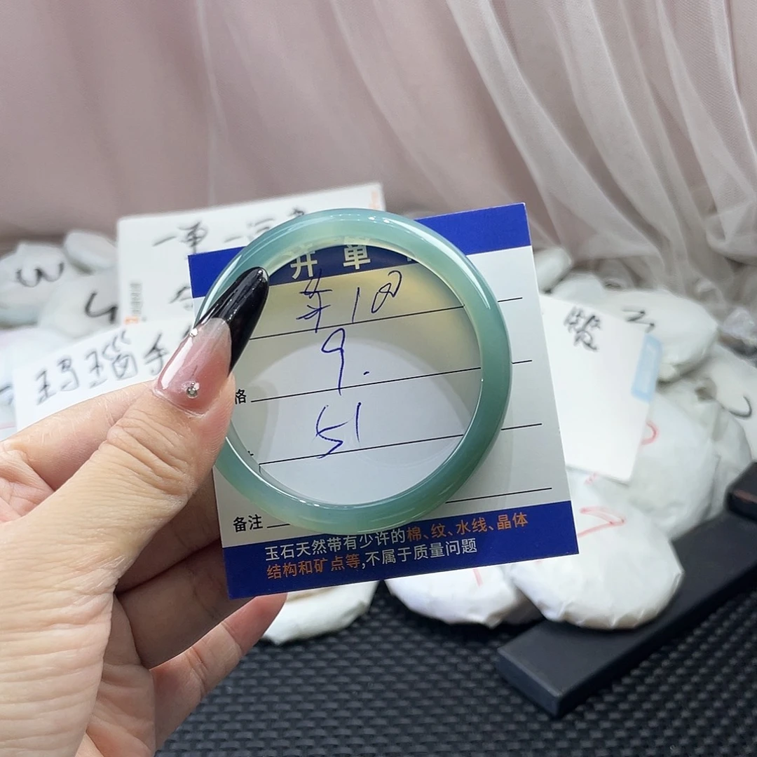 玛瑙/玉髓未镶嵌手镯100