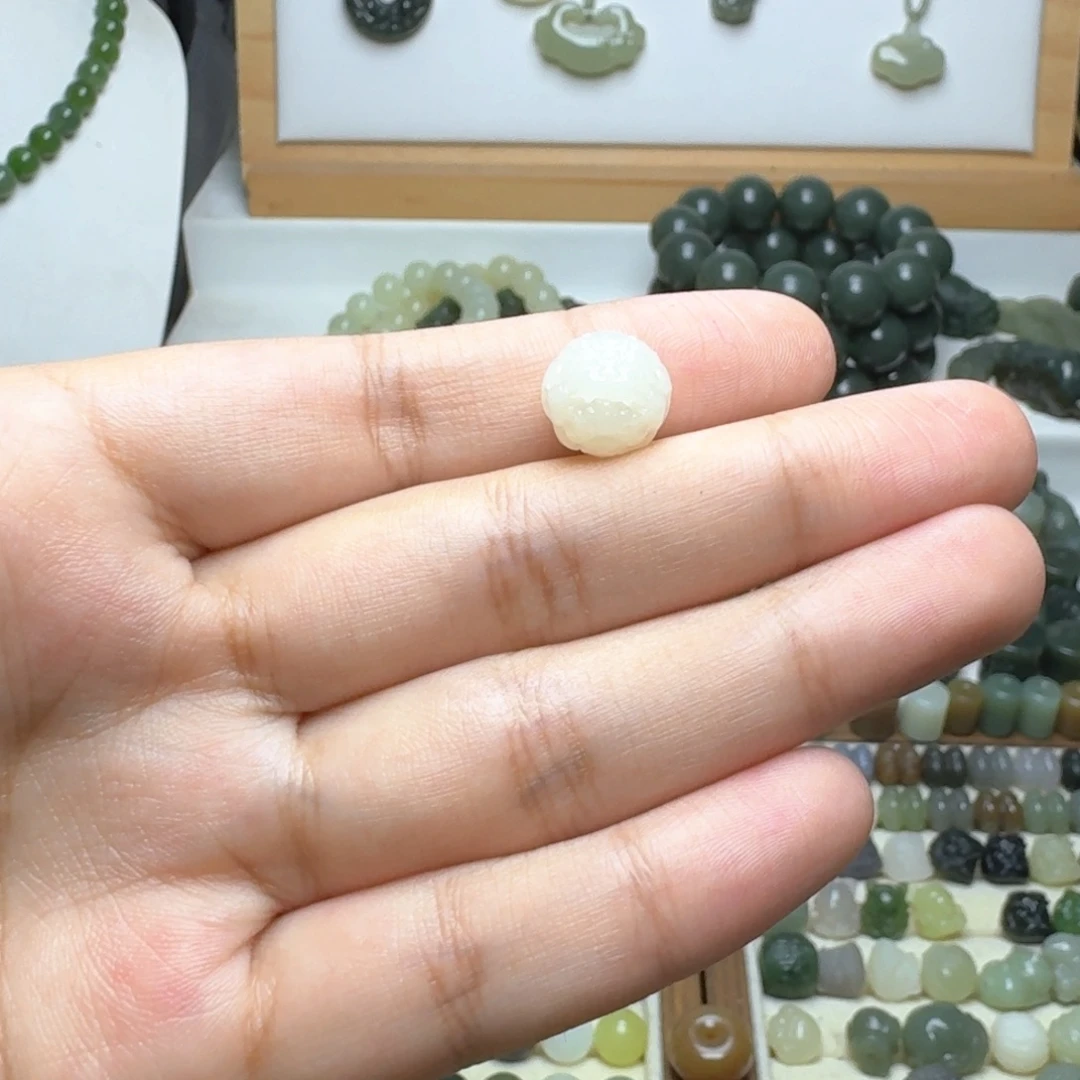 沐***月和田玉未镶嵌珠宝半成品和田玉白玉貔貅12