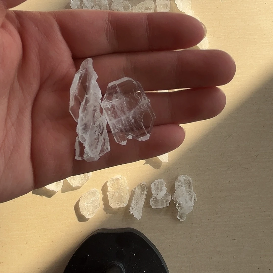 绣***花未镶嵌珠宝半成品水晶