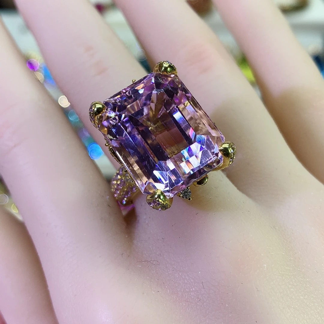 锂辉石戒指9K金镶嵌