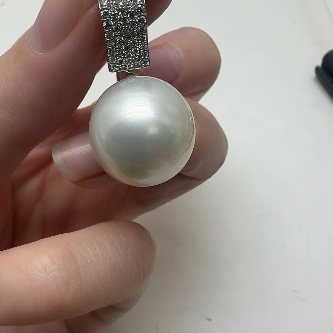 颈饰海水珍珠未镶嵌