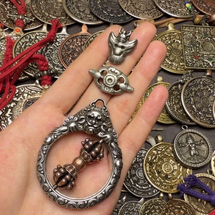 邊*藏区回流九宫如图