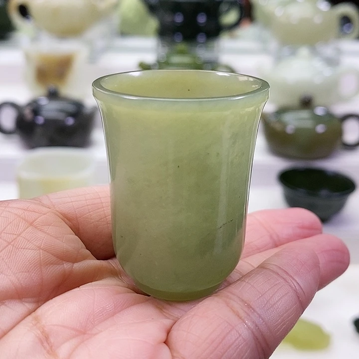 未镶嵌和田玉挂件茶杯30m l