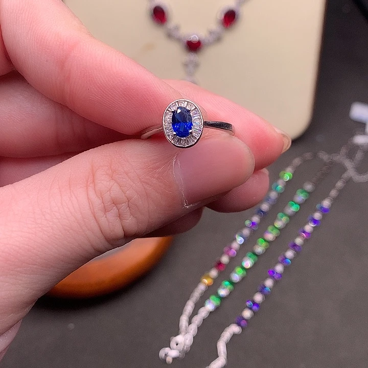 银S925镶嵌戒指蓝宝石