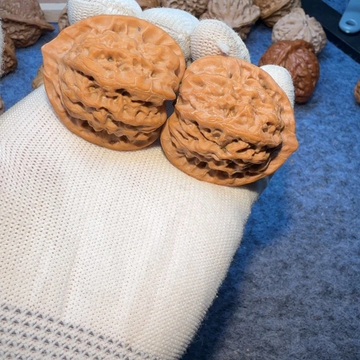 C***o文玩核桃吊坠佛度