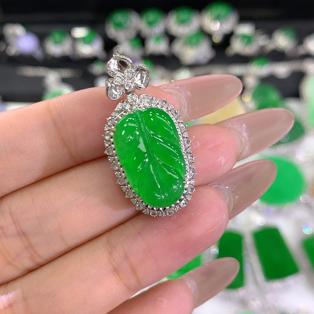 翡翠颈饰18K金镶嵌111111111