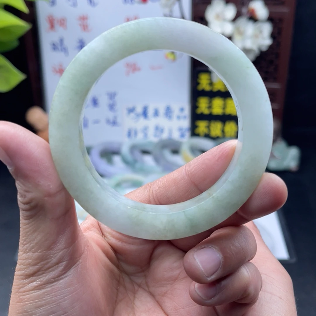 未镶嵌57-58圆条定制翡翠手镯