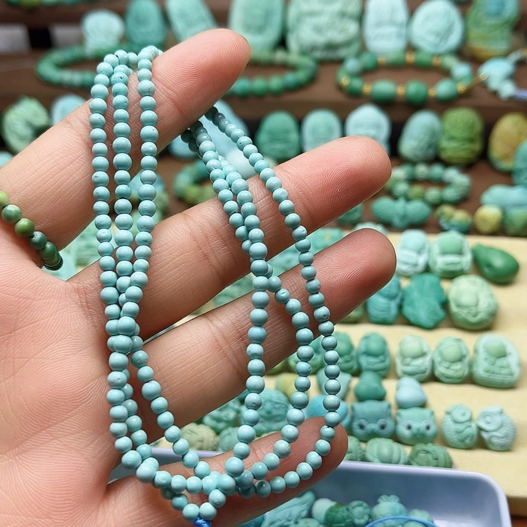 绿松石未镶嵌颈饰