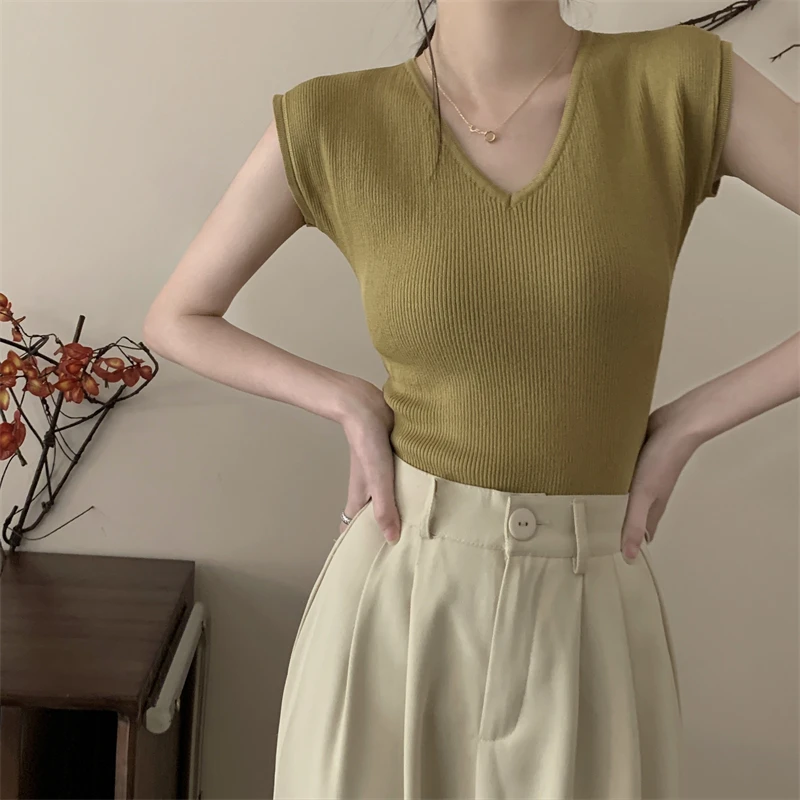 修身气质V领无袖针织衫女夏季薄款显瘦小个子短款上衣