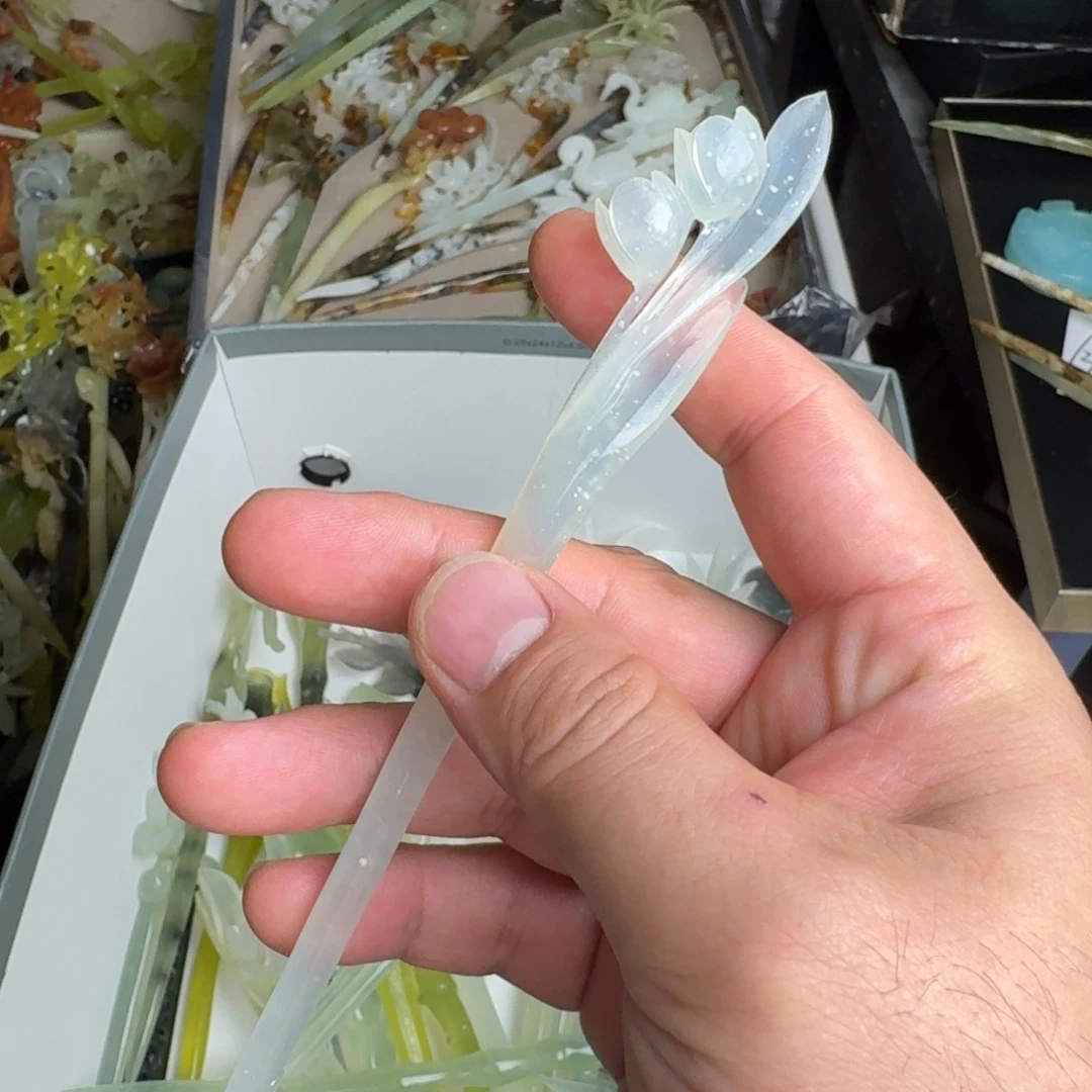 蛇纹石玉未镶嵌发饰