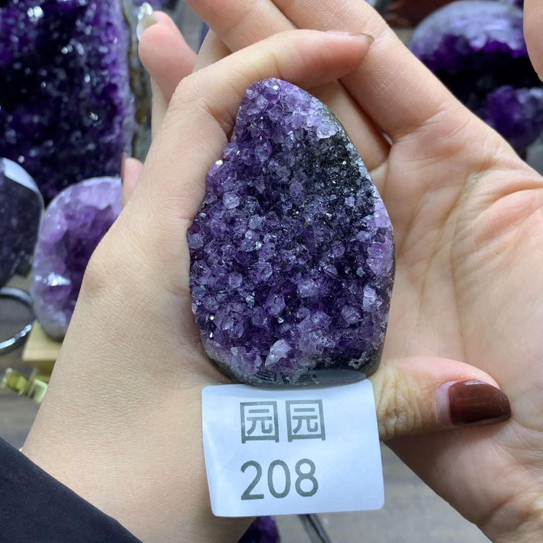 紫晶大型摆件（非配饰）未镶嵌