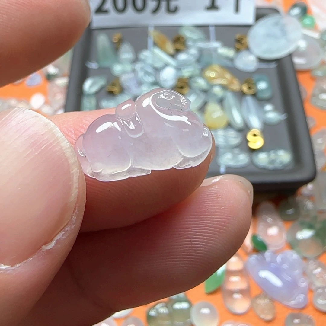 定制翡翠未镶嵌翡翠