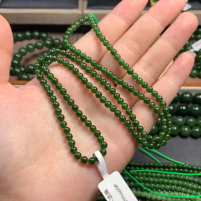 【闪购商品】和田玉（碧玉）颈饰未镶嵌4m菠菜绿