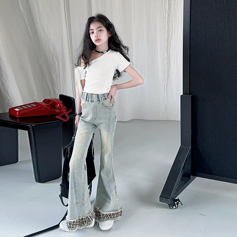 2025新款女童裤子洋气露肩显瘦修身短款T恤套装春夏季牛仔喇叭裤