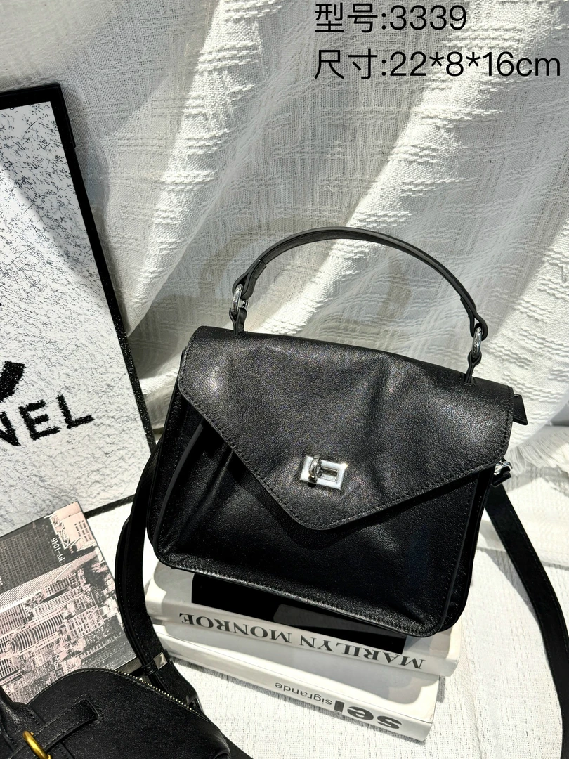 名洋皮具#3339#新款锁扣邮差包