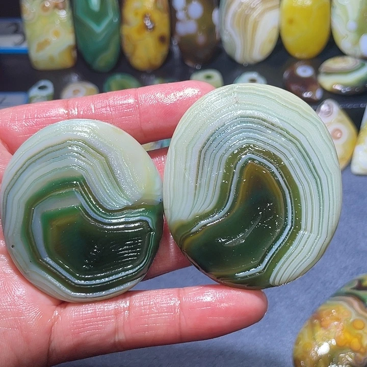 玛瑙/玉髓未镶嵌珠宝奇石